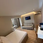 Charles Center 3* Tirana