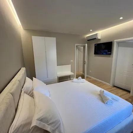 Charles Center 3* Tirana