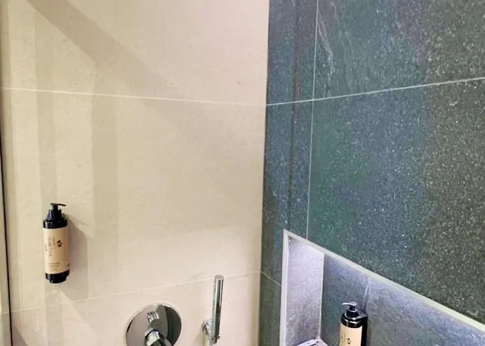 Casa de hóspedes Charles Center 3*